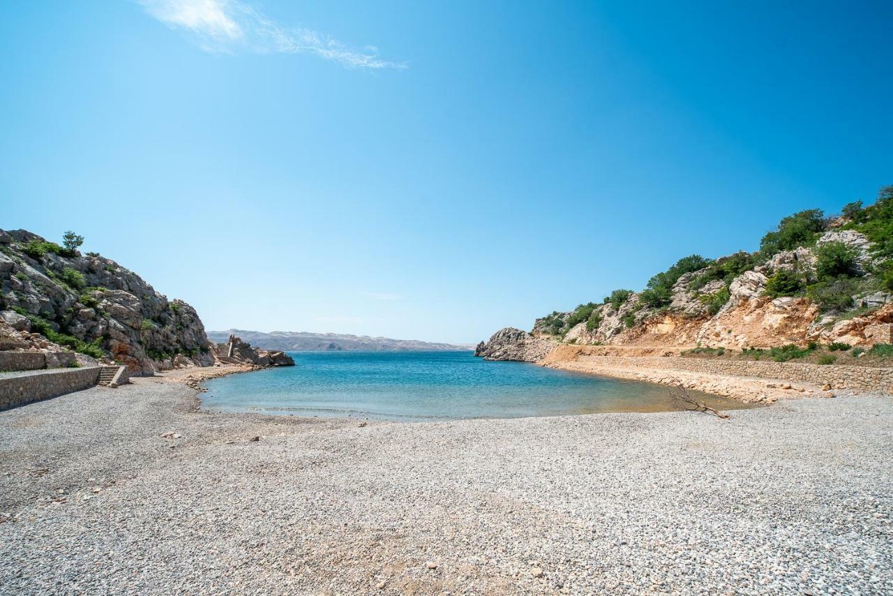 Apartmenthaus Hana Karlobag Bagian luar foto