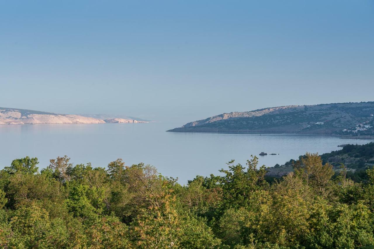 Apartmenthaus Hana Karlobag Bagian luar foto